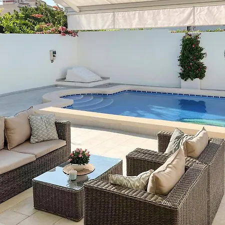Holiday home Awesome In El Chaparral With Kitchen