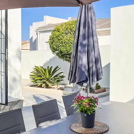 Awesome In El Chaparral With Kitchen Holiday home La Mata (Torrevieja)